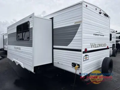 2026 Forest River RV Wildwood photo 6
