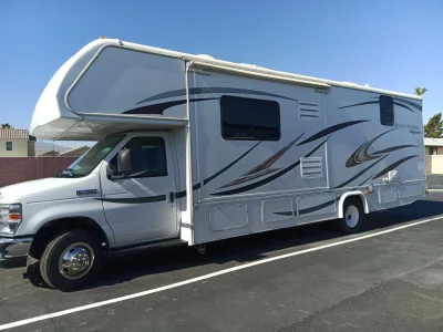 2015 HOLIDAY RAMBLER AUGUSTA photo 10