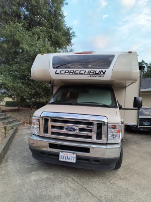 2021 COACHMEN LEPRECHAUN photo 3
