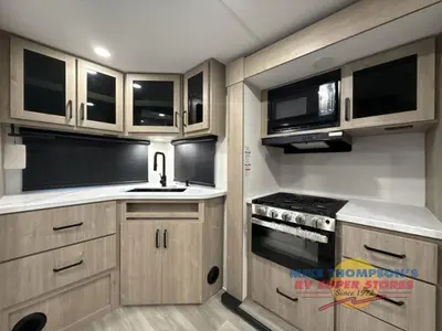 2026 Grand Design Imagine XLS photo 23