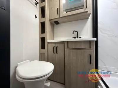 2026 Grand Design Imagine XLS photo 33