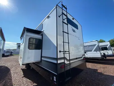 2027 Jayco North Point photo 8