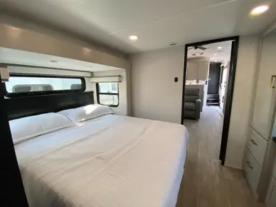 2027 Jayco North Point photo 42