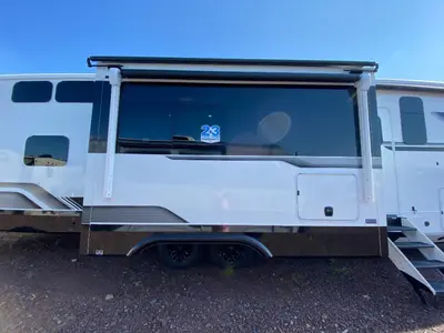 2027 Jayco North Point photo 11