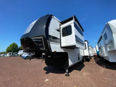 2027 Jayco North Point photo 4