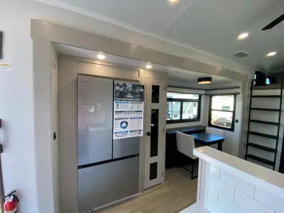 2027 Jayco North Point photo 18
