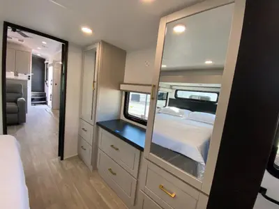2027 Jayco North Point photo 43