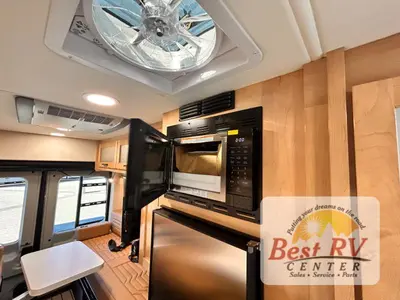 2027 Coachmen Beyond photo 27