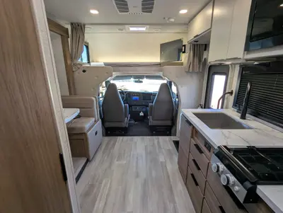 2027 Thor Motor Coach Four Winds photo 28