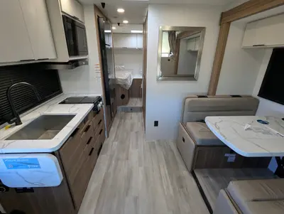 2027 Thor Motor Coach Four Winds photo 13