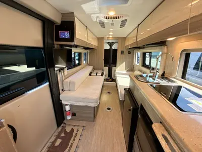 2023 Jayco Swift photo 39