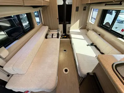 2023 Jayco Swift photo 35