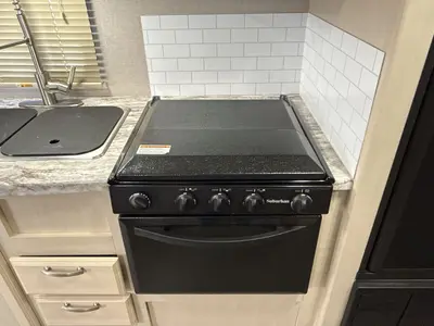 2019 Winnebago Micro Minnie photo 28
