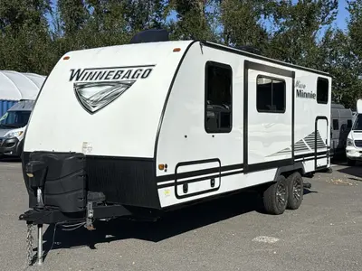2019 Winnebago Micro Minnie photo 5
