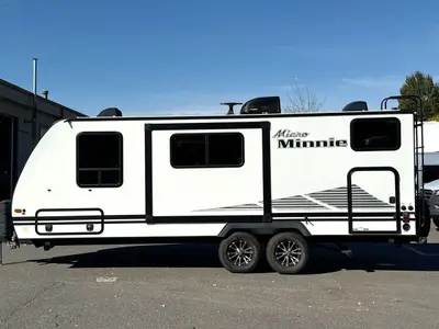 2019 Winnebago Micro Minnie photo 6