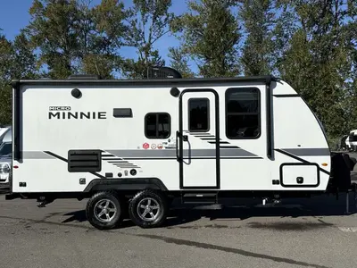 2021 Winnebago Micro Minnie photo 10