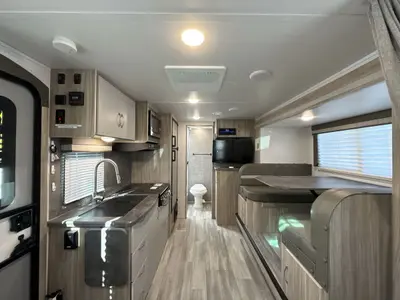 2021 Winnebago Micro Minnie photo 37