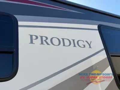 2019 Holiday Rambler Prodigy photo 9