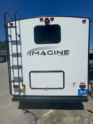 2022 GRAND DESIGN IMAGINE photo 11
