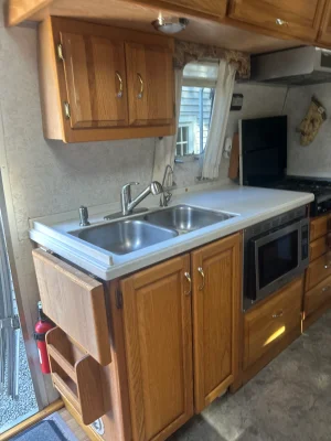 2004 AIRSTREAM CLASSIC photo 10