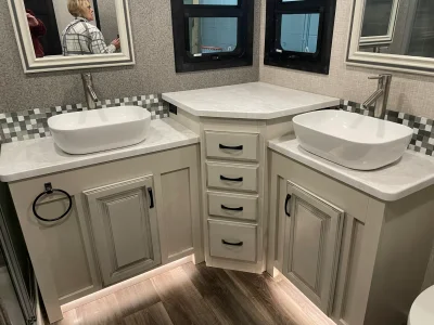 2022 JAYCO NORTH POINT photo 14