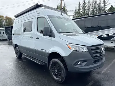 New 2027 Tiffin Motorhomes GH1 19SAV
