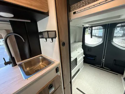 2027 Tiffin Motorhomes GH1 photo 14