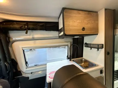 2027 Tiffin Motorhomes GH1 photo 13