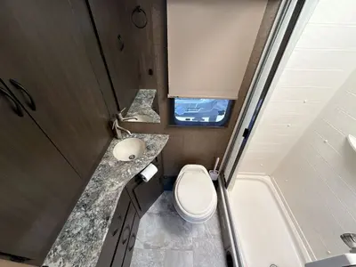 2018 Coachmen Orion photo 40