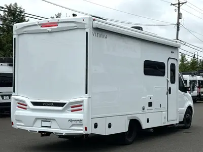 2027 Renegade Vienna photo 9