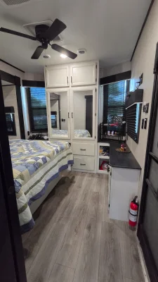 2023 JAYCO JAY FLIGHT BUNGALOW photo 9