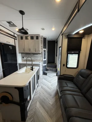 2024 HEARTLAND TORQUE photo 22