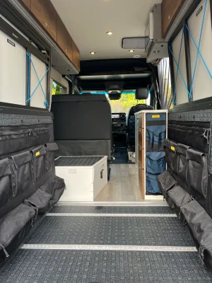 2023 STORYTELLER OVERLAND BEAST MODE photo 9