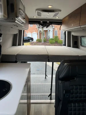 2023 STORYTELLER OVERLAND BEAST MODE photo 10