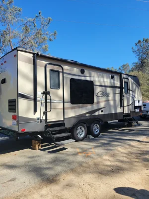 Used 2016 Keystone Cougar 24RBSWE