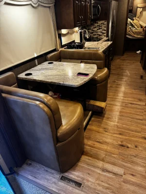 2018 THOR MOTOR COACH CHALLENGER photo 27