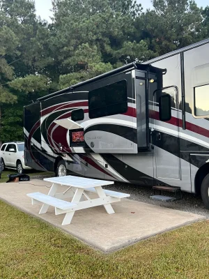 2018 THOR MOTOR COACH CHALLENGER photo 3