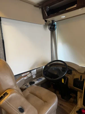 2018 THOR MOTOR COACH CHALLENGER photo 4