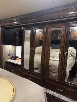 2018 THOR MOTOR COACH CHALLENGER photo 14