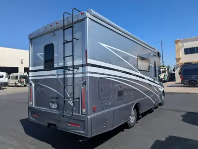 2022 Winnebago View photo 5