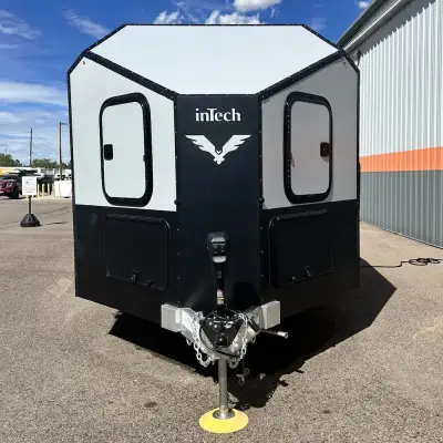 2027 inTech Black Wing photo 11