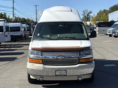 2012 Airstream Avenue photo 4