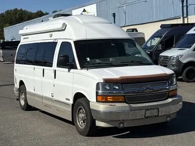 Used 2012 Airstream Avenue Lounge