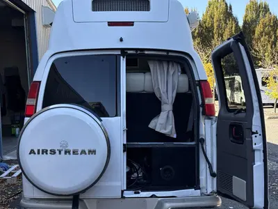 2012 Airstream Avenue photo 38