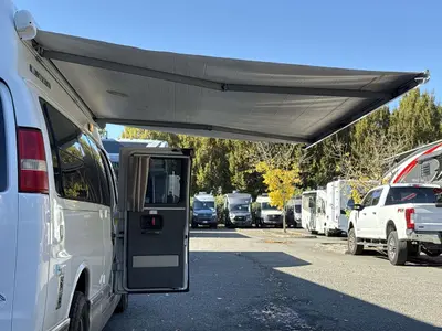 2012 Airstream Avenue photo 16