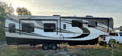 Used 2017 Drv Mobile Suites Aire Msa 38