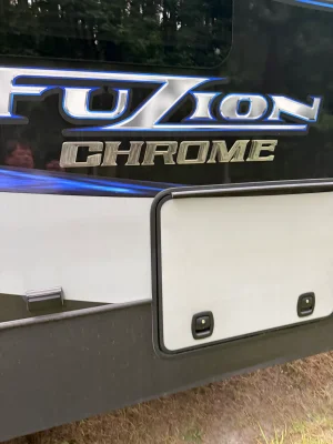 Used 2017 Keystone Fuzion 414