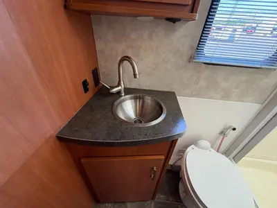 2013 Winnebago View photo 34