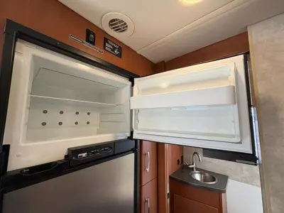 2013 Winnebago View photo 24