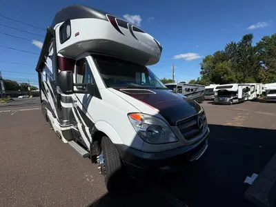 2013 Winnebago View photo 4